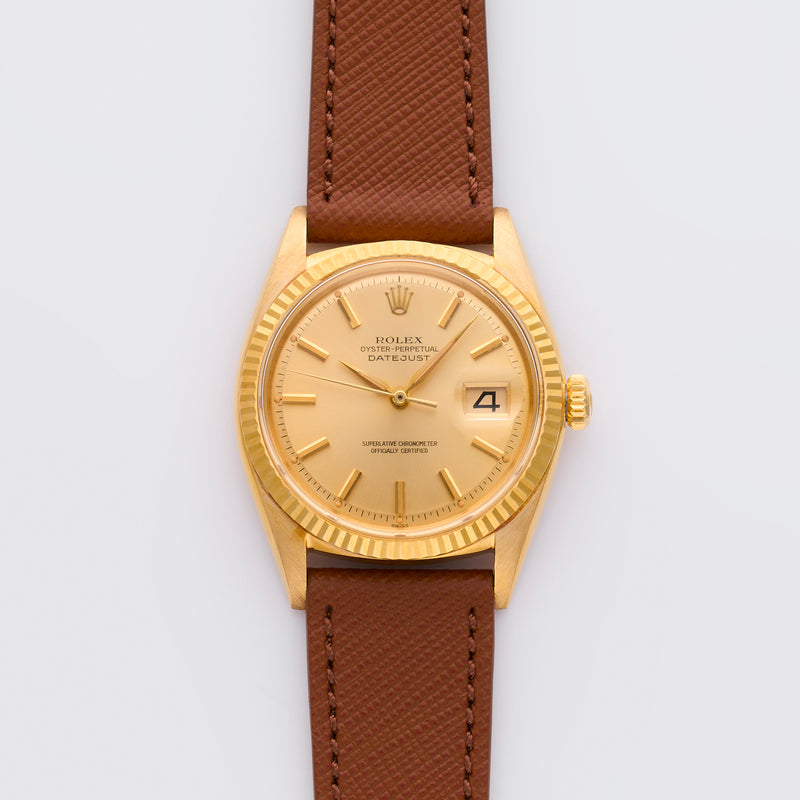1962 Rolex Oyster Perpetual Datejust 18k Yellow Gold "No Lume" Gold Dial 1601