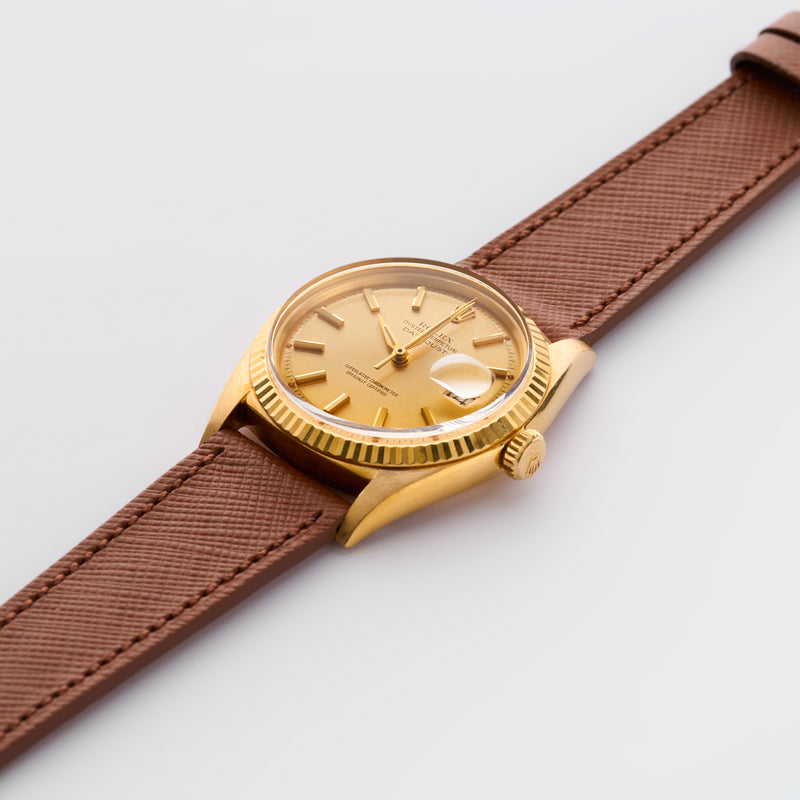 1962 Rolex Oyster Perpetual Datejust 18k Yellow Gold "No Lume" Gold Dial 1601