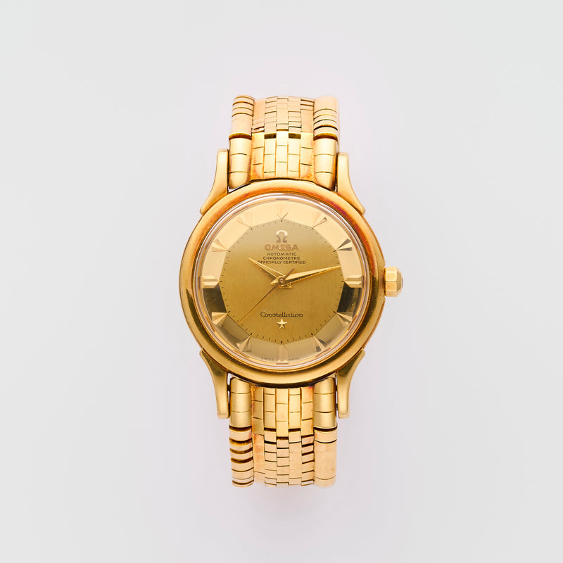 1960s Omega Chronometre Officially Certified Constellation 18k Yellow Gold Pie Pan Dial 2699