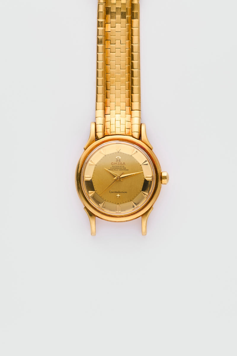 1960s Omega Chronometre Officially Certified Constellation 18k Yellow Gold Pie Pan Dial 2699