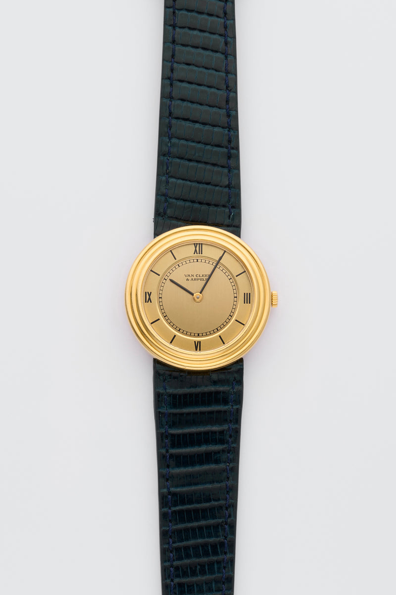 1980s Van Cleef & Arpels Disco Volante 18k Yellow Gold by Gérald Genta G1524 R1