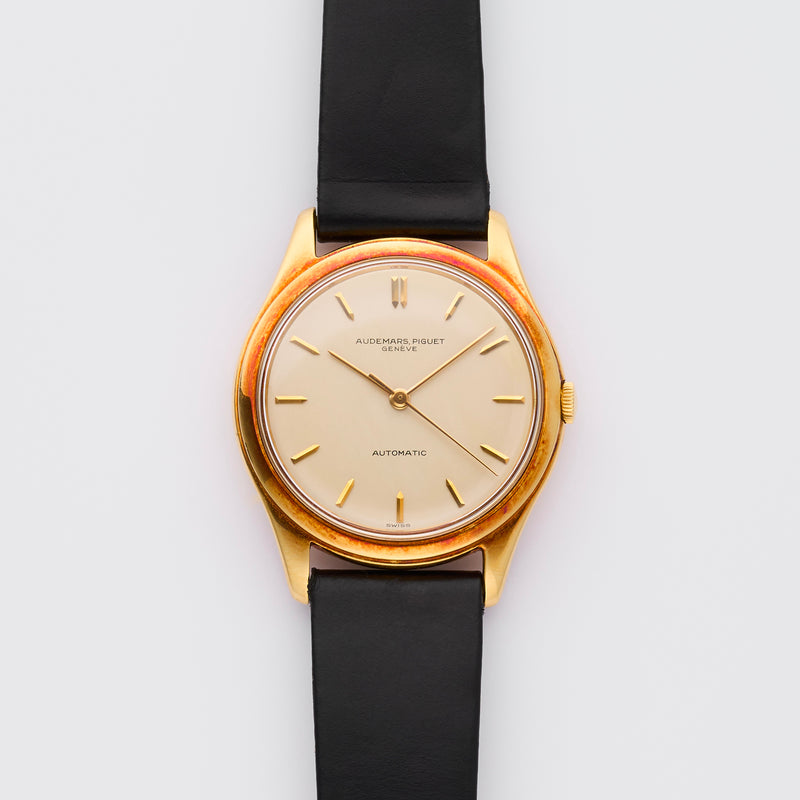 1950s Audemars Piguet Calatrava Waterproof 18k Yellow Gold Sweep Center Seconds silvered Dial 2499