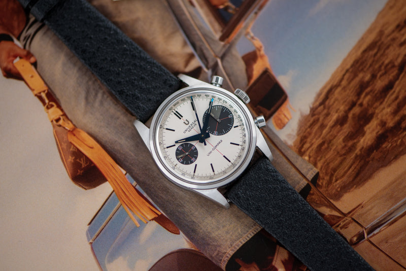 1960s Universal Genève Chronograph Uni-Compax "Big Eye" Panda Dial 884100/02 with Box and papers