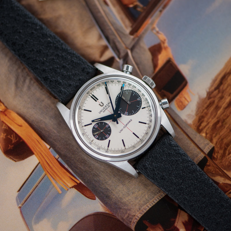 1960s Universal Genève Chronograph Uni-Compax "Big Eye" Panda Dial 884100/02 with Box and papers