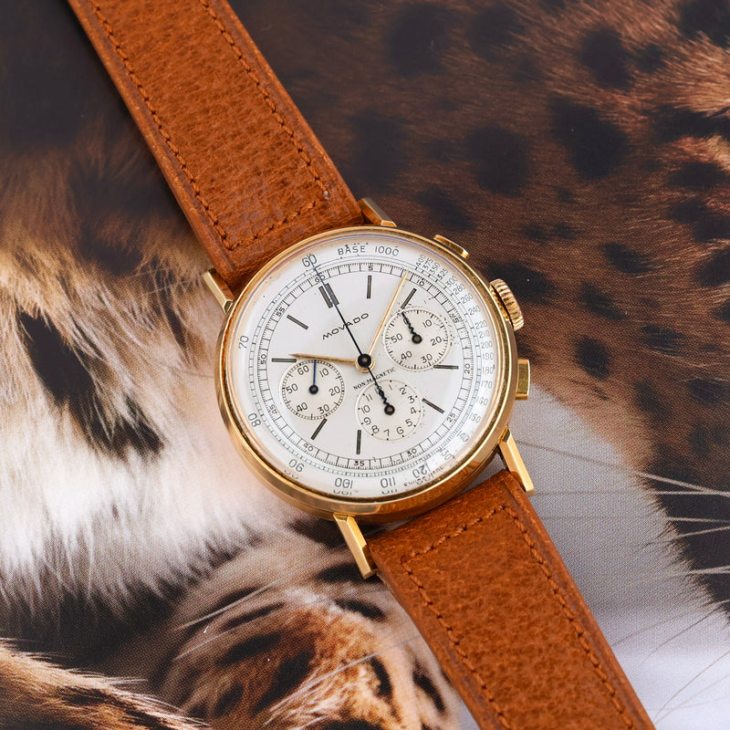 1940s Movado Chronograph "M95" Favre & Perret 18k Yellow Gold Case Non Magnetic Silvered Dial