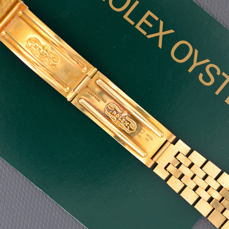 1977 Rolex Oyster Perpetual Datejust 18K Yellow Gold "Sigma" silver dial 1601